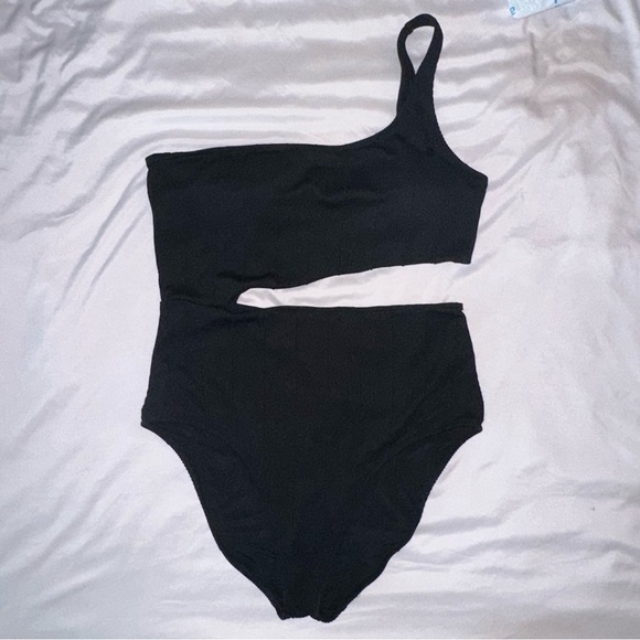 Aerie Ribbed One Piece Swimsuit - Picture 3 of 5